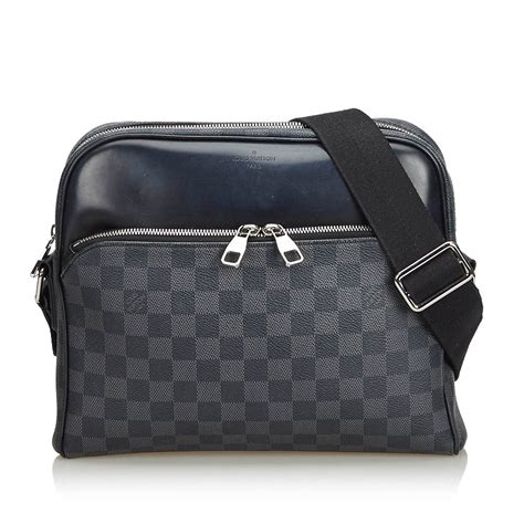 louis vuitton tassen heren prijs|Louis Vuitton backpacks.